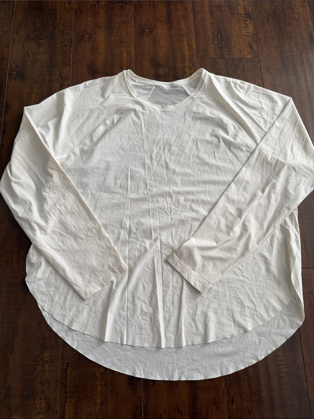 Athleta White Long-Sleeve Scoop Hem Tee